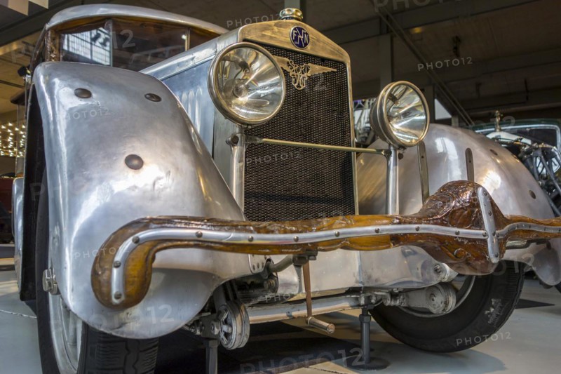 1930 FN 1400 S showing wooden front bumper of Belgian classic car
