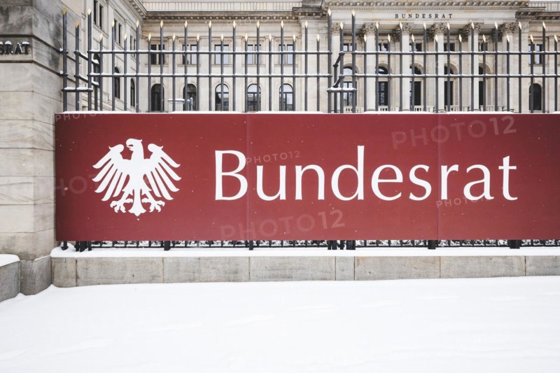 Snow in front of the Bundesrat in Berlin. 09.02.2021.