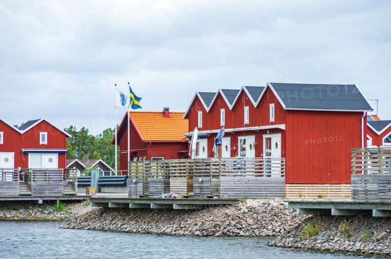 Picturesquely situated on the shores of Lake Vaenern