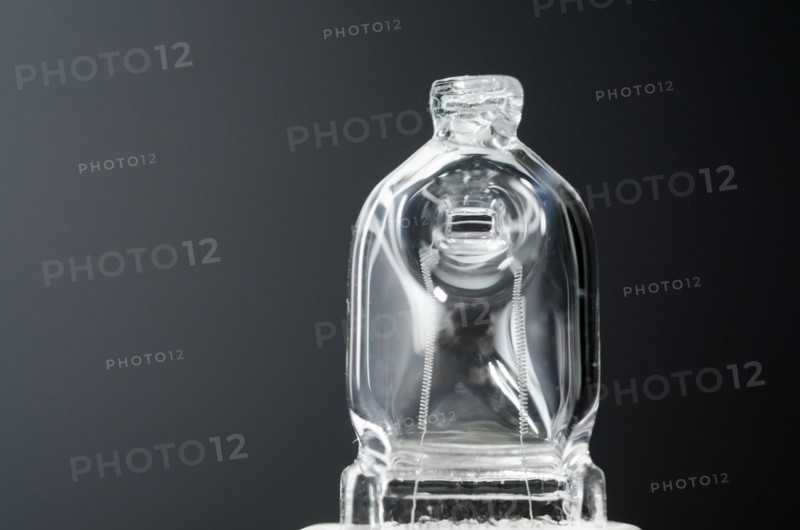 Close up on a halogen lamp