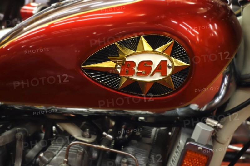 1971 motorcycle BSA A75R Rocket 3 Mark II tank emblem