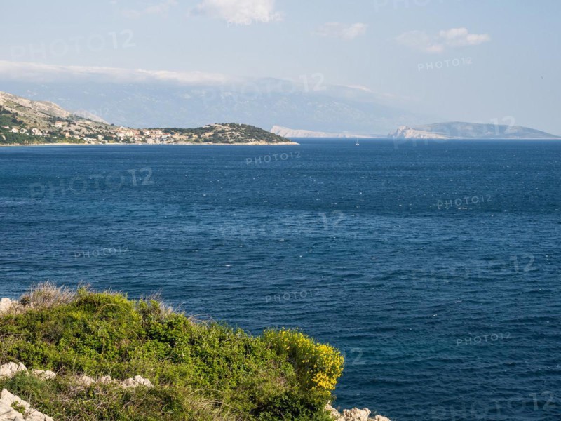 Sea bay