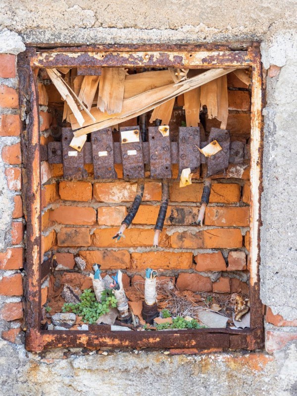 Rusty switch box