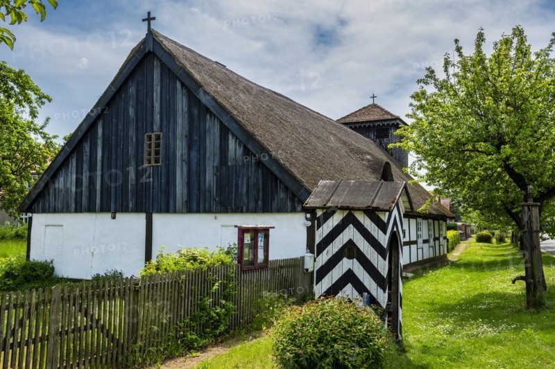 Wuschewier School and Prayer House