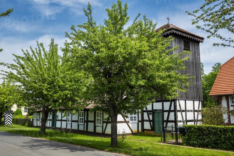 Wuschewier School and Prayer House