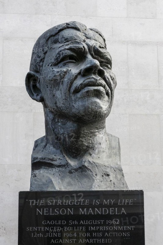 Bust of Nelson Mandela