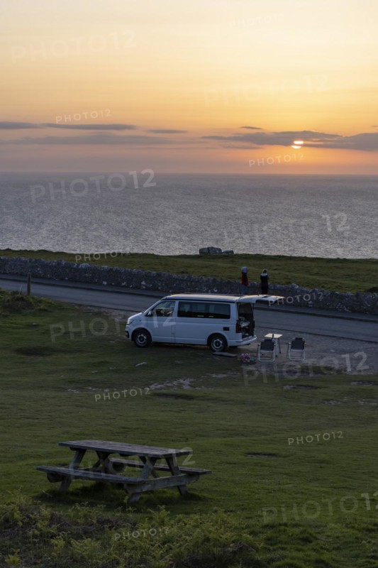 Campers with VW T6