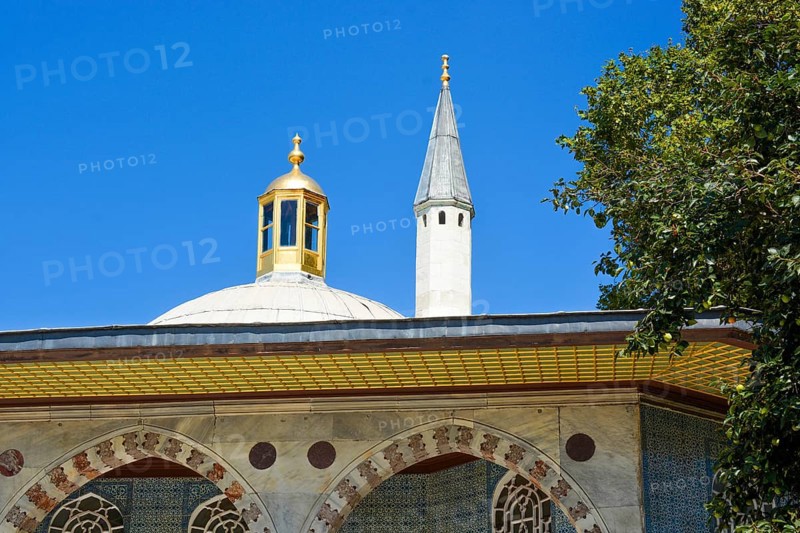 Fountain of Topkapi Palace of Istanbul
