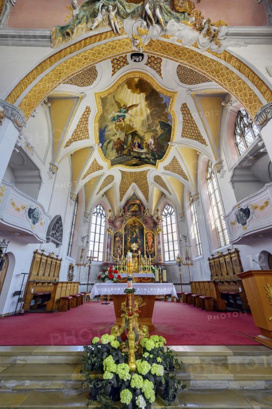 Main altar and ceiling fresco