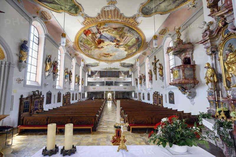 Organ gallery and ceiling fresco