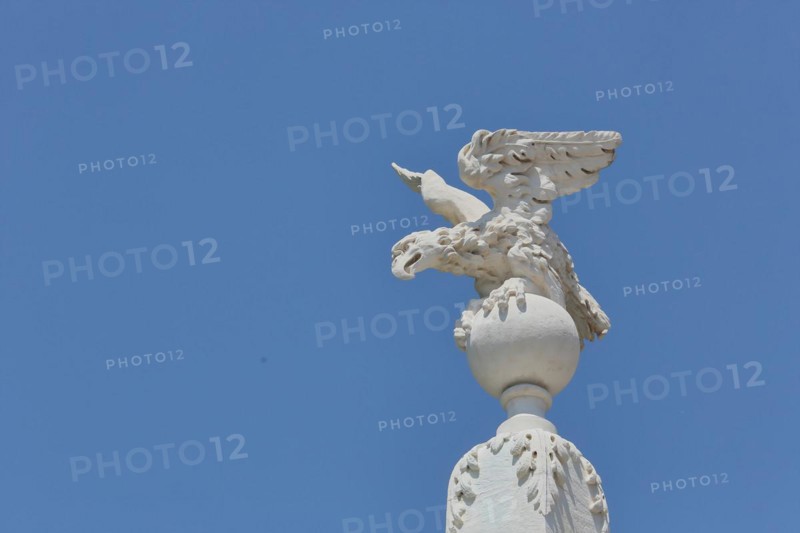 White eagle figure at the ornamental fountain Fontaine des Prêcheurs