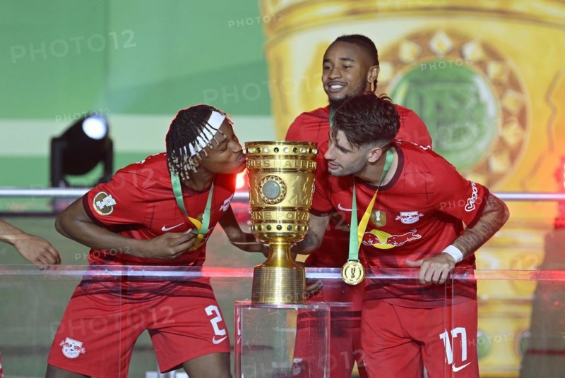 Cup presentation and award ceremony