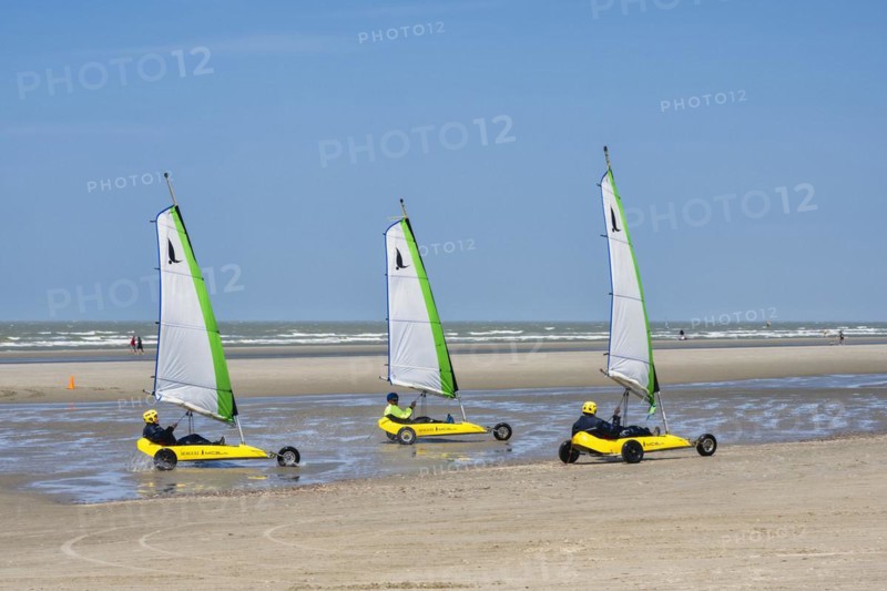 Beach sailors on the beach of De Panne