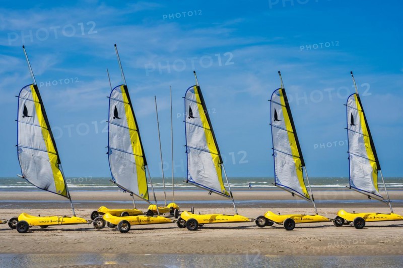 Beach sailors on the beach of De Panne