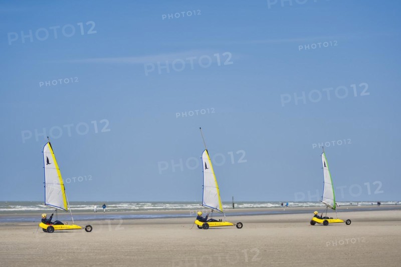 Beach sailors on the beach of De Panne