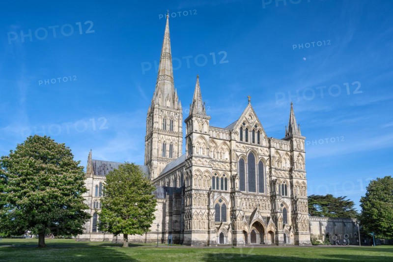 The west façade
