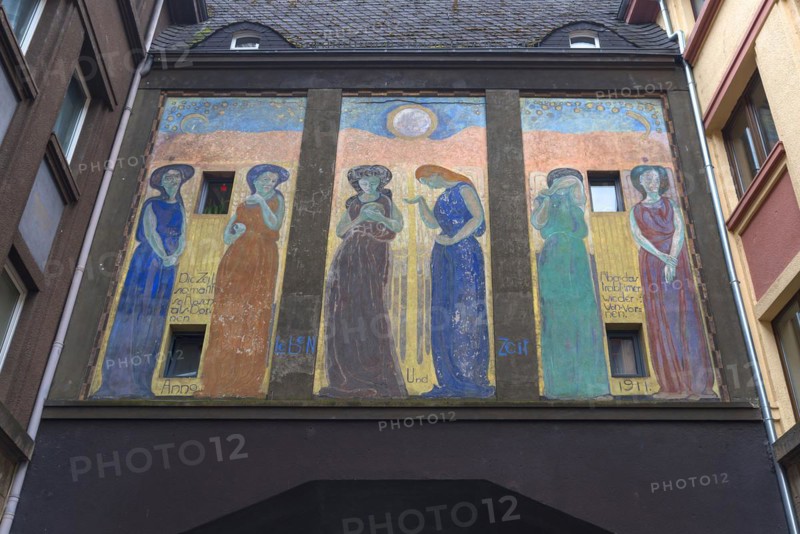 Art Nouveau mural by the German painter William Straube