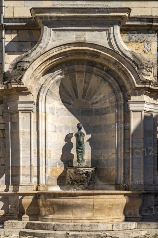 Fountain in the old town of Besancon