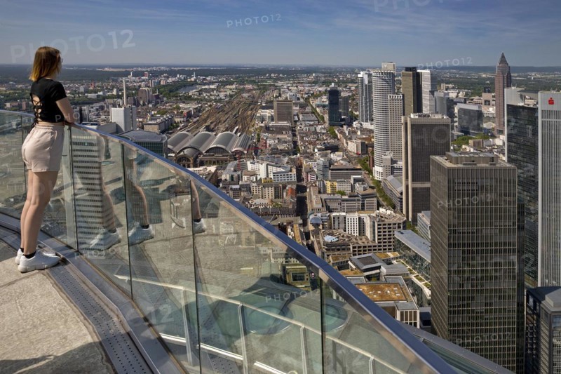 City view of the banking district from the Maintower