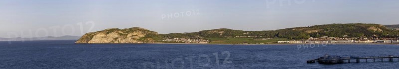 Shoreline with Porth Dyniewaid Angel Bay