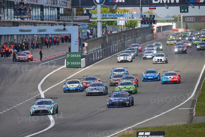 Start of the 24-hour race at the Nürburgring race track Nürburg