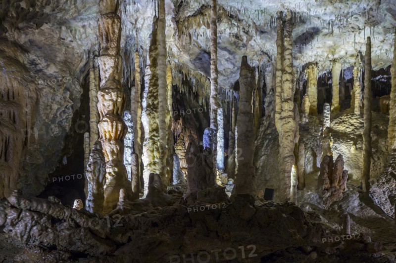 Straw stalactites