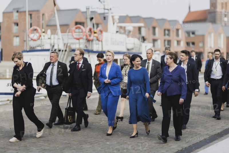 (L-R) Lars Lokke Rasmussen, Foreign Minister of Denmark, Tobias Billstroem, Foreign Minister of Sweden, Manuela Schwesig, SPD, Minister-President of Mecklenburg-Western Pomerania, Annalena Bärbock (Bündnis 90 Die Grünen), Federal Minister for Foreign Affairs, and Klara Geywitz (SPD), Federal Minister for Housing, Urban Development and Construction, taken at the meeting of the Foreign Ministers of the Council of the Baltic Sea States in Wismar, 01.06.2023., Wismar, Germany, Europe