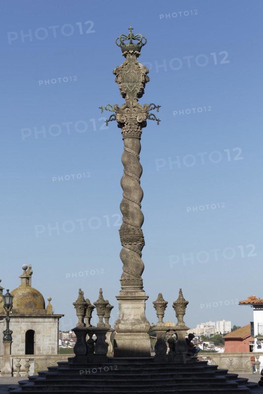 Pelourinho column
