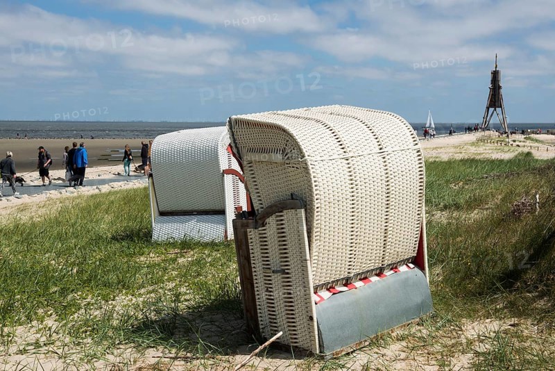 Strandkoerbe and Kugelbake