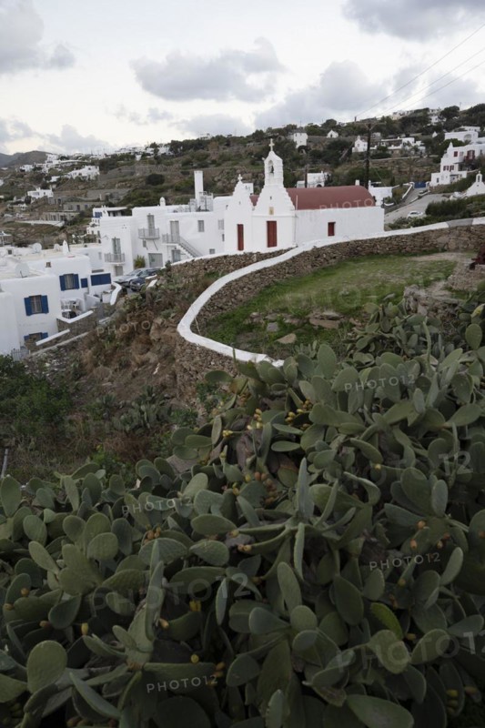 Twin Churches of Agios Antonios and Agios Nikolaos