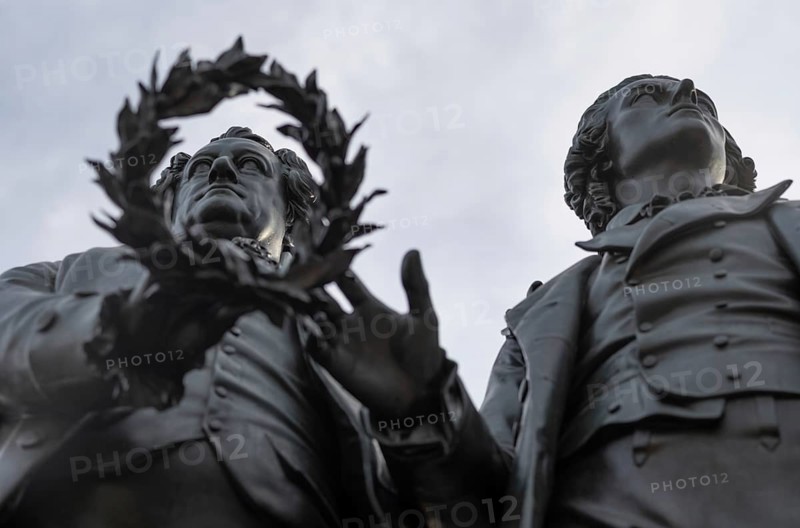 Double statue Goethe-Schiller monument by Ernst Rietschel