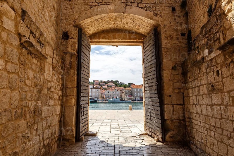 Trogir city gate juzna gradska vrata in the old town Holidays in Trogir