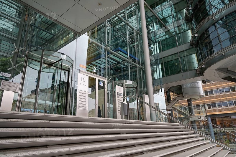 Linkstrasse 2 office building