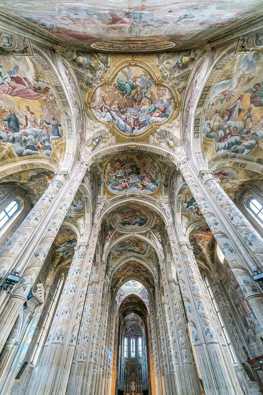 Frescoed nave