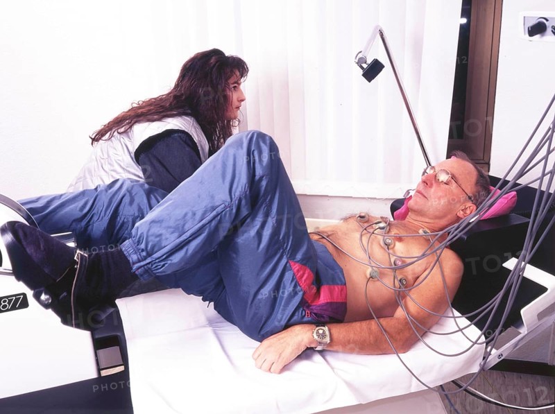 A stress ECG is performed on a patient in a cardiology practice in Iserlohn