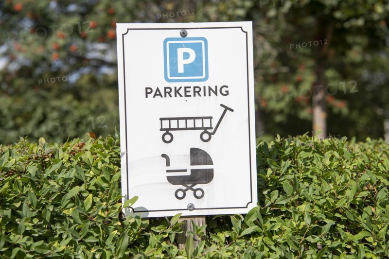 Sign Parking for Children's and Ladder Strollers