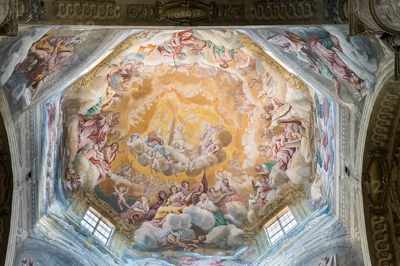 Dome with fresco of the Assumption of Mary