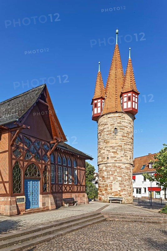 Duenzebacher gate tower