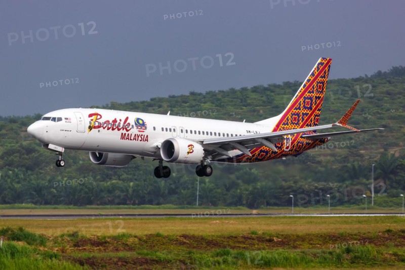 A Boeing 737 MAX 8 aircraft of Batik Air Malaysia with registration number 9M-LRJ at Kuala Lumpur Airport