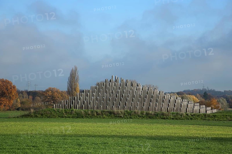 Pole pyramid