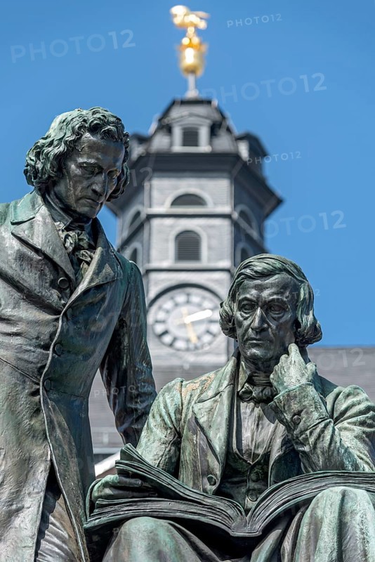 Monument to the Brothers Jakob and Wilhelm Grimm