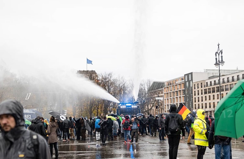 Demonstrators protest against the reform of the infection protection law