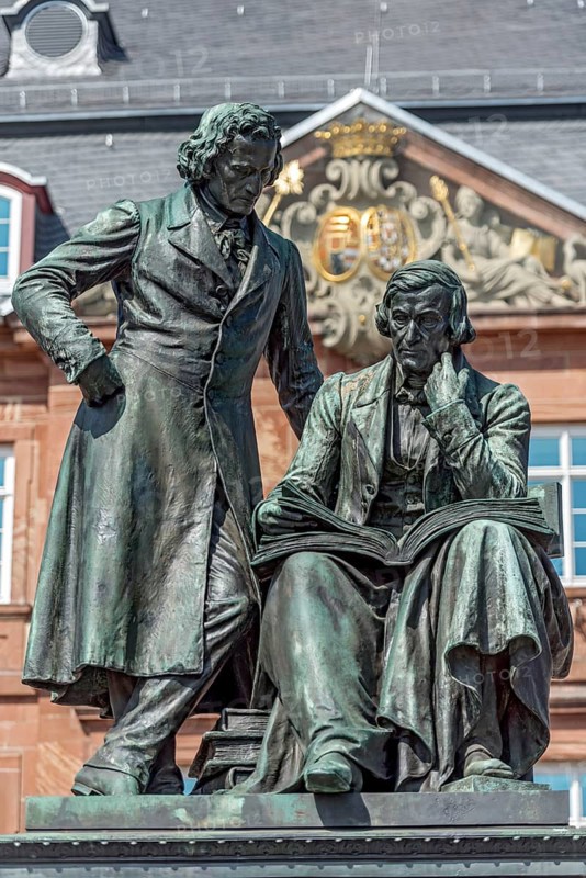 Monument to the Brothers Jakob and Wilhelm Grimm