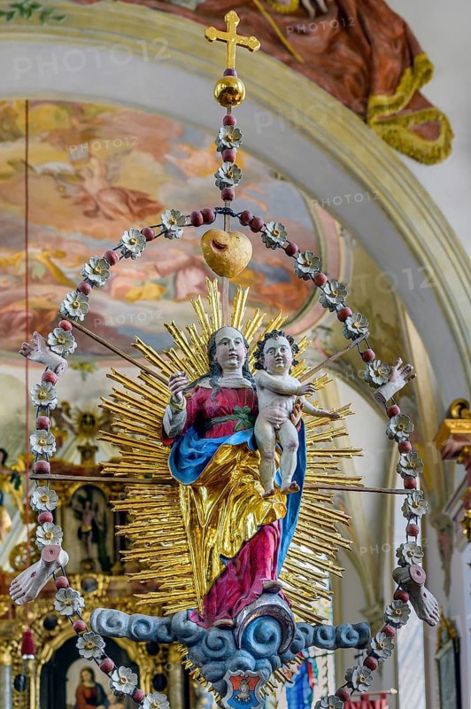 Figure of the Madonna with the Child Jesus in a Radiant Wreath