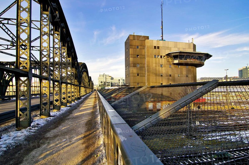 Signal box at Hackerbruecke near main station