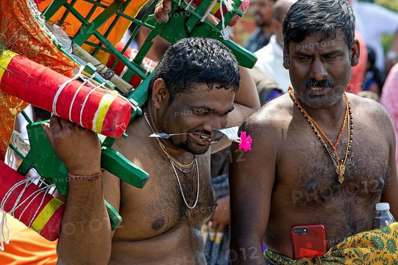 Karvati dancers who have their bodies pierced and thus give thanks for answered prayers
