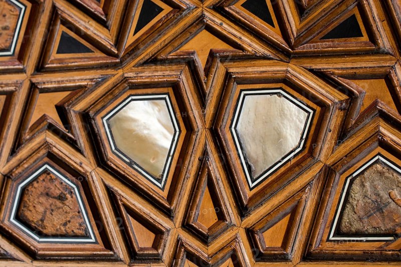 Ottoman art example of Mother of Pearl inlays