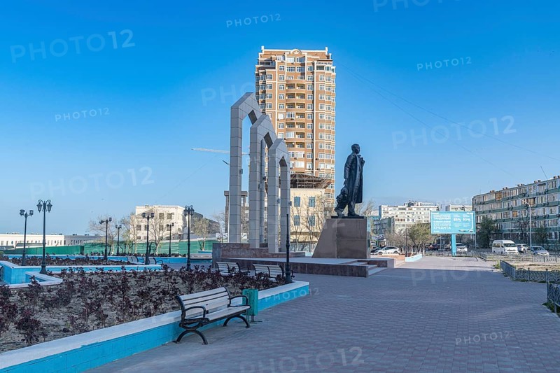 Monument to Zhalau Mynbayev