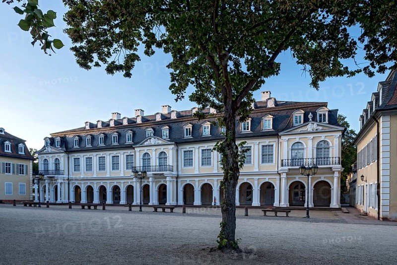 Arcade building