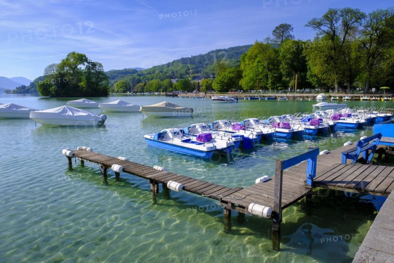 Boat hire at Lac d'Annecy